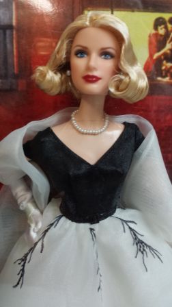 barbie_collection_grace_kelly_fenetre_sur_cour_2.jpg barbie_collection_grace_kelly_fenetre_sur_cour_2.jpg